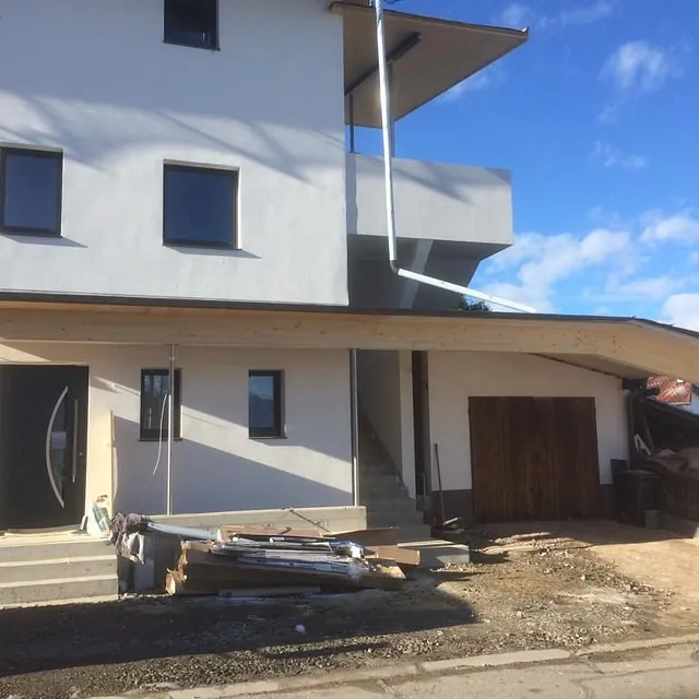 TP Exklusiv Zimmerei GmbH – Haus mit Garage