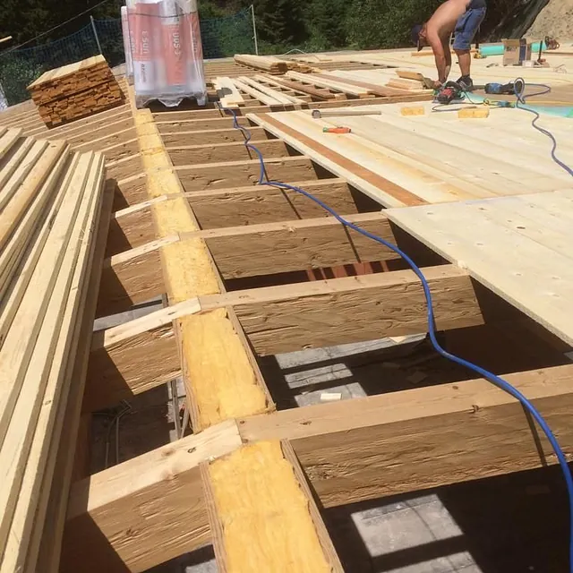 TP Exklusiv Zimmerei GmbH – Holzbalken