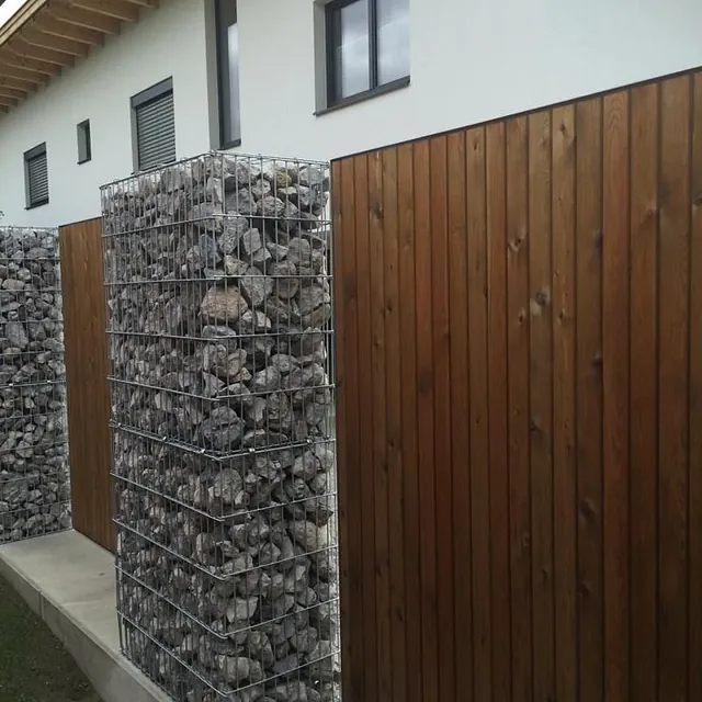 TP Exklusiv Zimmerei GmbH – Gabionen mit Sichtschutz aus Holz