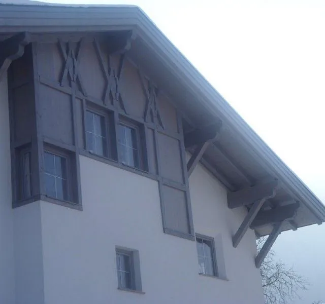 TP Exklusiv Zimmerei GmbH – Fensterrahmen aus Holz